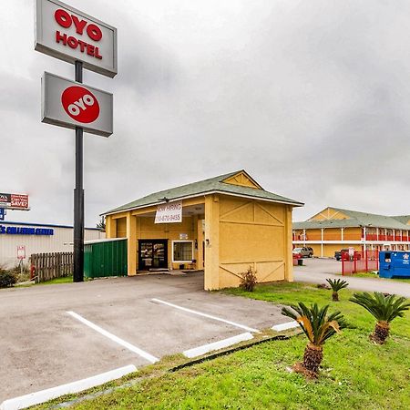 Oyo Hotel San Antonio Lackland Near Seaworld Dış mekan fotoğraf