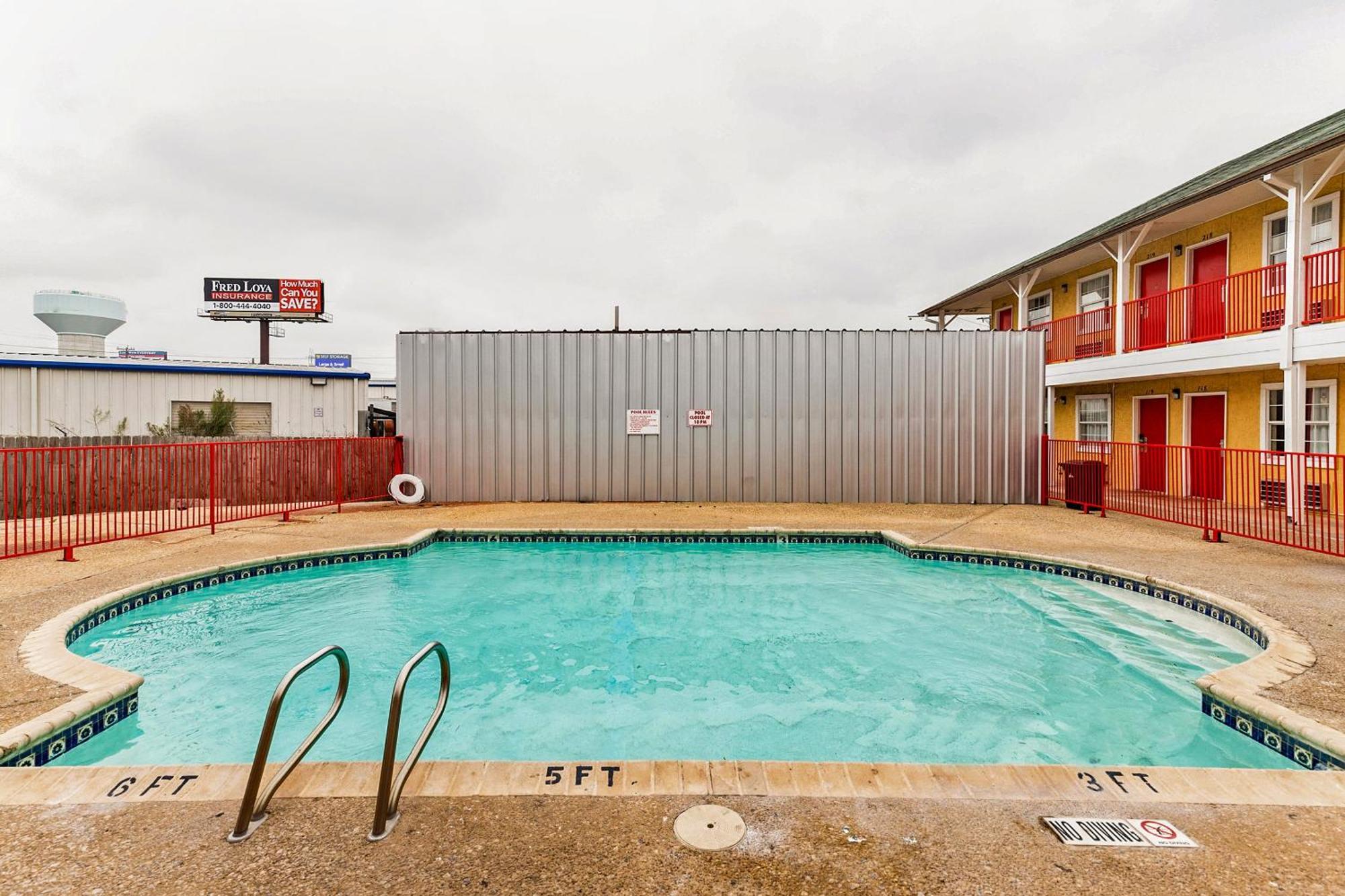 Oyo Hotel San Antonio Lackland Near Seaworld Dış mekan fotoğraf